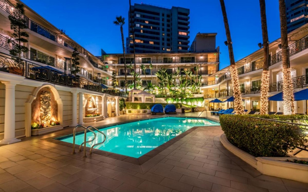 Beverly Hills Plaza Hotel Image 33
